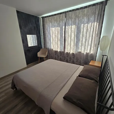 Lilly Apartment